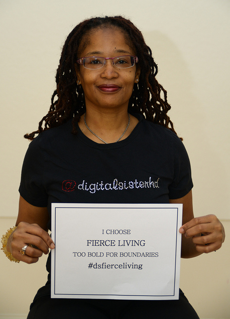 Photo Credit: Leigh Mosley (www.leighmosley,com); @digitalsisterhd Shootie Girl t-shirt by LaShaun Martin (www.shootiegirl.com)